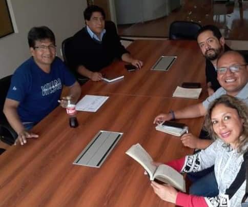 RUBÉN ATAHUICHI, EL PERIODISTA: "NECESARIO RECONQUISTAR LA EMPATÍA CON LOS PÚBLICOS"