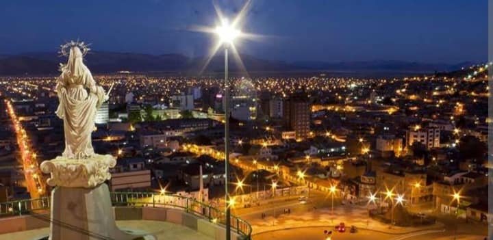 RECONSTRUIR UN NUEVO TEJIDO SOCIAL PARA ENCARAR EL DESARROLLO DE ORURO